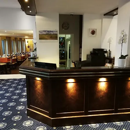 阿列格鲁酒店 酒店