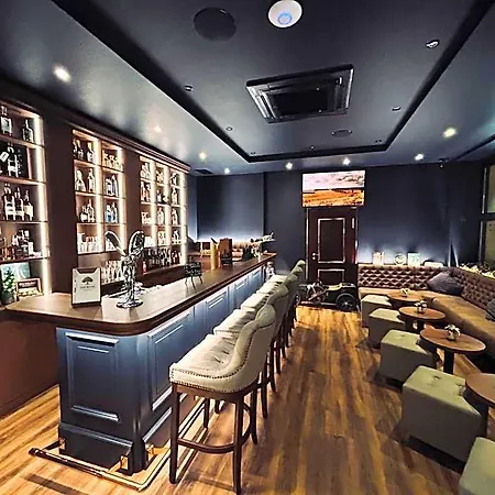 阿列格鲁酒店