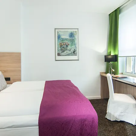 فندق Allegro 4*